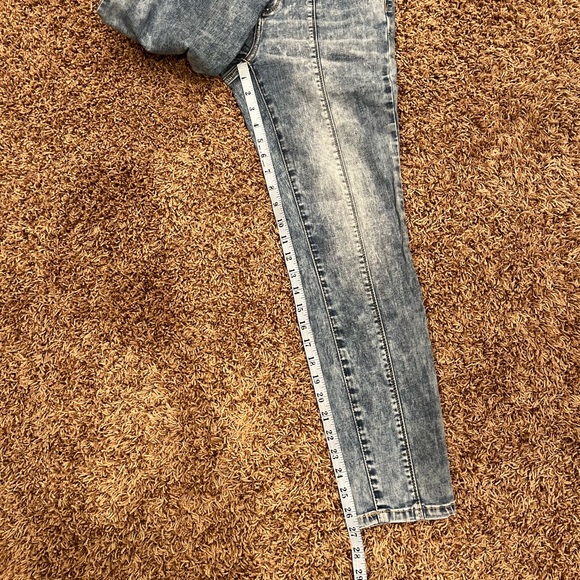 Simply Vera Vera Wang Seamed High-Waisted Skinny Ankle Jeans - Picture 11 of 12